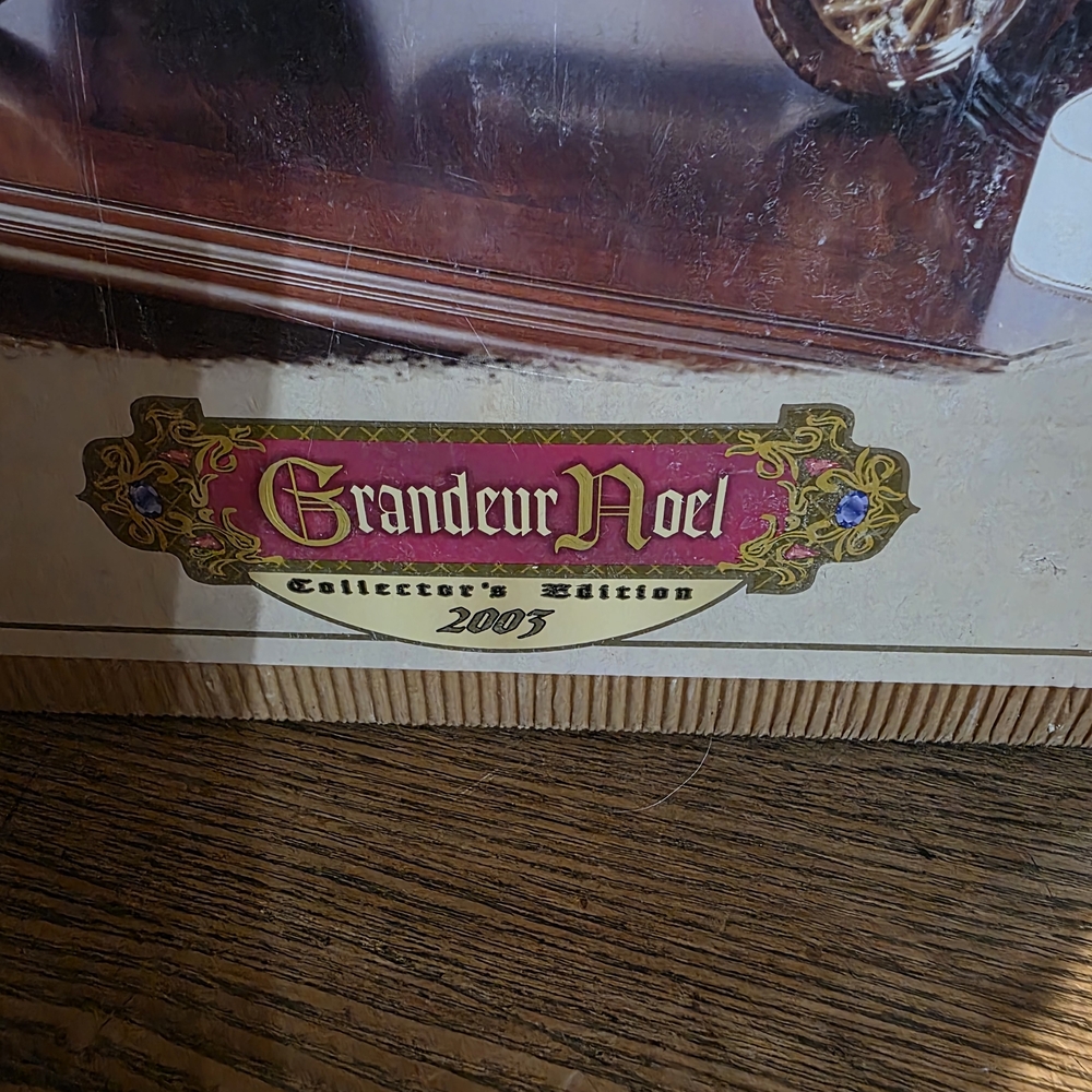 Granduer Noel Festive Santa and Friends Holiday Car Decor. Excellent Condition - Picture 7 of 9